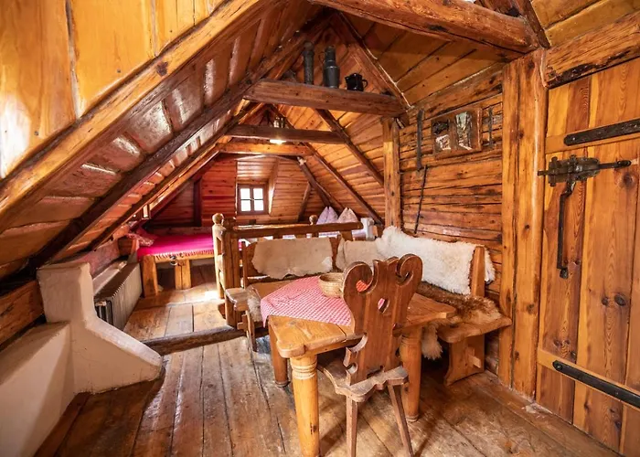 Kata Mateje Pensión